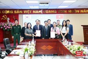 'Ký kết thỏa thuận hợp tác đưa người lao động đi làm việc giữa tỉnh Sơn La và tỉnh Jeollabuk, Hàn Quốc