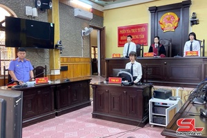 'Tòa án nhân dân khu vực 1 - Sơn La tổ chức phiên tòa trực tuyến rút kinh nghiệm