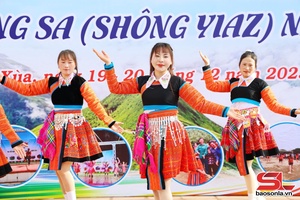 'Bảo tồn dân vũ truyền thống gắn với phát triển du lịch