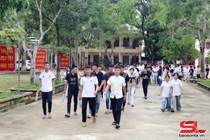 'Thí sinh Sơn La phấn khởi hoàn thành ngày thi đầu tiên của Kỳ thi tốt nghiệp THPT