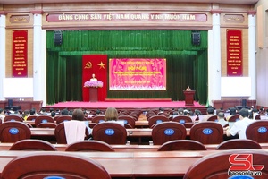 'Tập huấn thực hiện 4 thủ tục hành chính của Đảng trên môi trường điện tử