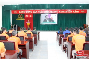'Chương trình văn nghệ thắp sáng niềm tin hướng tới tương lai