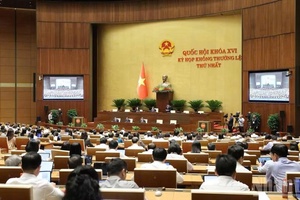 'Quốc hội thảo luận ở hội trường về dự án Luật Dầu khí (sửa đổi)
