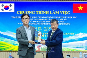 Trao đổi hợp tác đưa lao động làm việc thời vụ sang huyện GoChang, Hàn Quốc