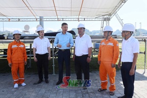 Đồng chí Phó Chủ tịch UBND tỉnh kiểm tra công tác chuẩn bị các điều kiện cho Lễ hội Cà phê Sơn La