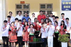 'Trao tặng phòng “máy tính cho em”  cho Trường THCS Muổi Nọi