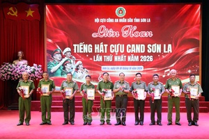 'Liên hoan “Tiếng hát Cựu CAND Sơn La lần thứ nhất năm 2026” thành công tốt đẹp