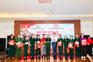 'Chương trình tri ân "Sáng mãi ngọn lửa Thanh niên xung phong”.