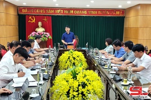 'Đồng chí  Phó Chủ tịch UBND tỉnh làm việc tại huyện Vân Hồ