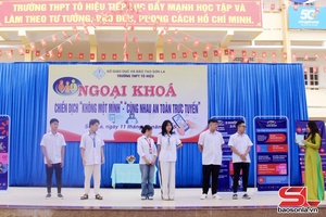 Ngoại khóa trong khuôn khổ Chiến dịch “Không một mình” - “Cùng nhau an toàn trực tuyến”