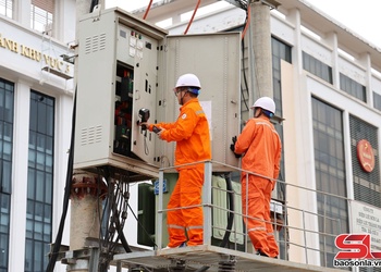 Lang đì điện cạ khài cựt đảy cài 232 triệu kWh