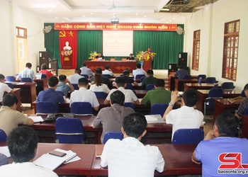 Đoàn đại biểu Quốc hội tỉnh tiếp xúc cử tri tại xã Chiềng On