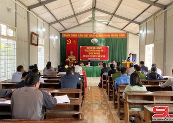  Tổ đại biểu HĐND tỉnh tiếp xúc cử tri xã Chiềng Hoa 
