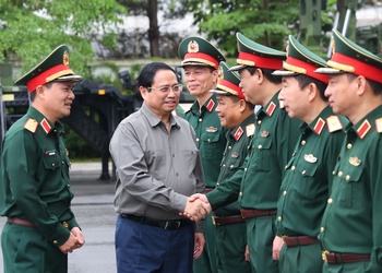 Thủ tướng Phạm Minh Chính làm việc với Viettel về công nghiệp quốc phòng công nghệ cao