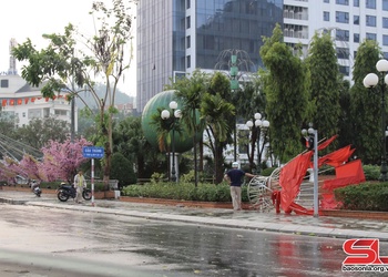 Giông lốc, mưa lớn gây thiệt hại tại Thành phố
