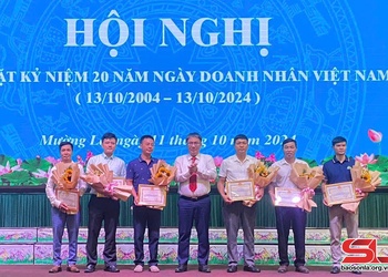 Mường La gặp mặt nhân kỷ niệm 20 năm Ngày Doanh nhân Việt Nam