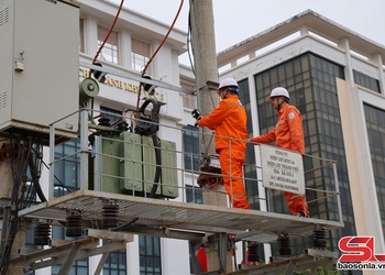Đảm bảo cung ứng điện ổn định