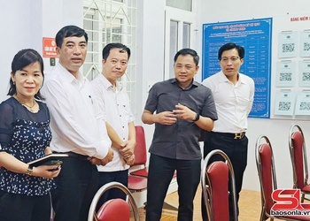 Đường dây nóng tiếp nhận, xử lý phản ánh, kiến nghị của nhân dân khi thực hiện TTHC, dịch vụ công
