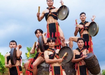 Giữ vững tình anh em Kinh - Thượng trước âm mưu chia rẽ - Bài 2: Đề cao cảnh giác, giữ vững niềm tin (Tiếp theo và hết)
