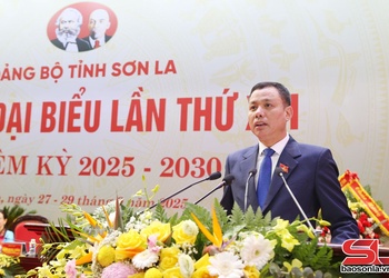 Đưa toàn bộ hoạt động của hệ thống chính trị lên môi trường số