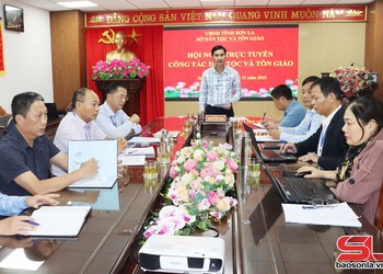 Triển khai công tác dân tộc và tôn giáo