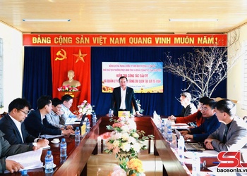 Kiểm tra công tác đầu tư và quản lý cơ sở hạ tầng du lịch tại xã Tà Xùa