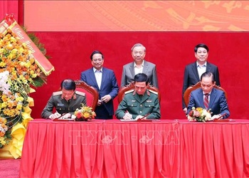 Lễ ký Quy chế phối hợp giữa Bộ Công an, Bộ Quốc phòng và Bộ Ngoại giao