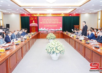 Đẩy mạnh áp dụng khoa học công nghệ, thích ứng với biến đổi khí hậu trong sản xuất nông nghiệp