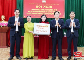 Lãnh đạo Tỉnh ủy, HĐND, UBND tỉnh dự Hội nghị lấy ý kiến cử tri tại phường Tô Hiệu