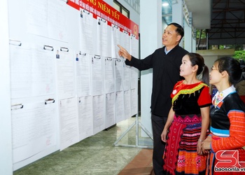 Cử tri xã Bắc Yên nô nức đi bỏ phiếu bầu cử