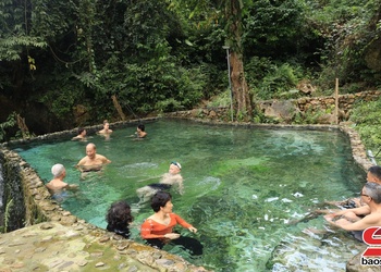 Tắm khoáng nóng Tạt Nàng – điểm đến hấp dẫn du khách