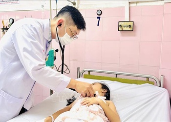 Xây dựng cơ chế kiểm soát an toàn bữa ăn học đường
