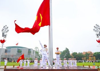 Lễ Thượng cờ Quốc gia trên Quảng trường Ba Đình
