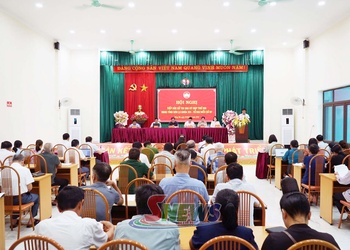 Tổ đại biểu số 07, HĐND tỉnh tiếp xúc cử tri xã Sông Mã