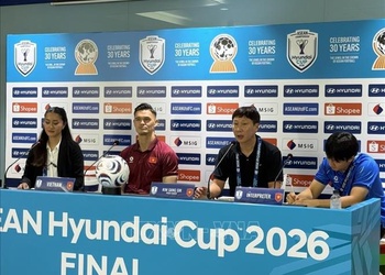 ASEAN Cup 2026: HLV Kim Sang Sik cảm ơn sự cổ vũ hết mình của các cổ động viên