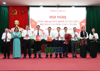 Thành lập Đảng bộ HĐND tỉnh, Đảng bộ MTTQ, các đoàn thể tỉnh trực thuộc Tỉnh uỷ; đổi tên Ban Tuyên giáo và Dân vận Tỉnh ủy thành Ban Tuyên giáo Tỉnh ủy