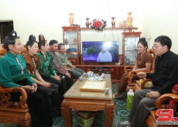 Người có uy tín tham gia giữ gìn an ninh trật tự cơ sở