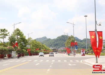Giữ không gian xanh – sạch – đẹp đón ngày lễ lớn của đất nước
