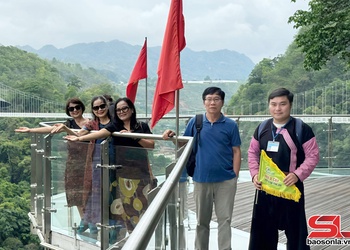 Kết nối du khách với điểm du lịch