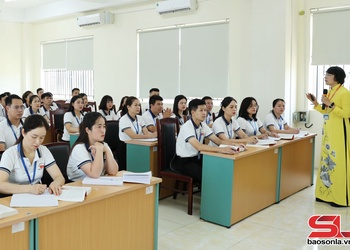 Nâng cao chất lượng đào tạo, bồi dưỡng lý luận chính trị