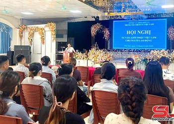 Phát huy vai trò kết nối, giới thiệu việc làm