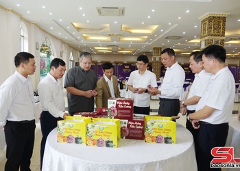 Từ nông nghiệp tự cung, tự cấp đến sản xuất hàng hóa