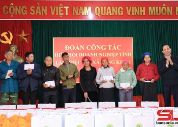 Đồng hành cùng xã Song Khủa