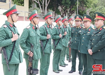 Xây dựng thế trận khu vực phòng thủ vững chắc