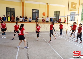 Quỳnh Nhai xây dựng gia đình văn hóa