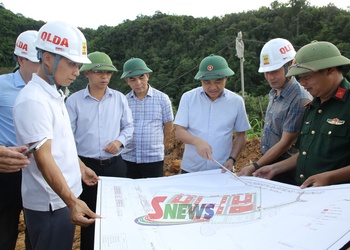 Xây trường biên giới - Nâng bước tương lai