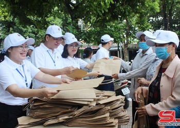 Phù Yên: ra quân hưởng ứng Ngày môi trường thế giới 