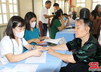 Phát động truyền thông lồng ghép cung cấp dịch vụ khám sức khỏe, sàng lọc một số bệnh thường gặp ở người cao tuổi