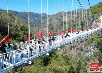 Phát triển du lịch trở thành ngành kinh tế mũi nhọn