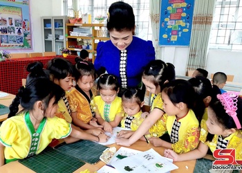 Giữ gìn tiếng nói, chữ viết dân tộc Thái